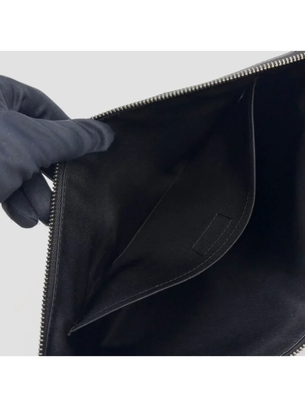 Louis Vuitton Pochette Discovery Monogram Eclipse Leather Black Clutch Silver
